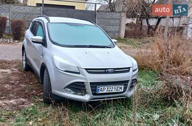 Внедорожник / Кроссовер Ford Escape 2016 в Запорожье