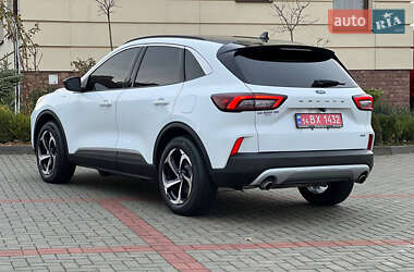 Внедорожник / Кроссовер Ford Escape 2023 в 