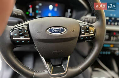 Внедорожник / Кроссовер Ford Escape 2023 в 