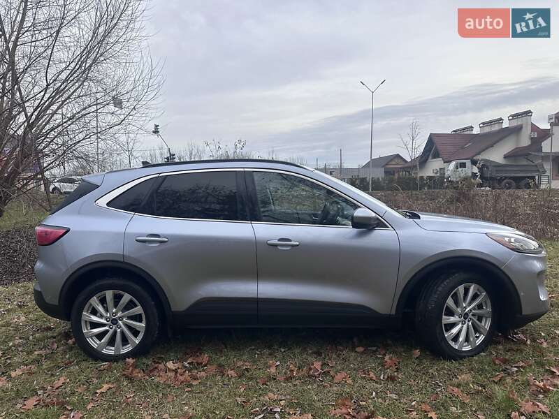 Внедорожник / Кроссовер Ford Escape 2022 в Ивано-Франковске