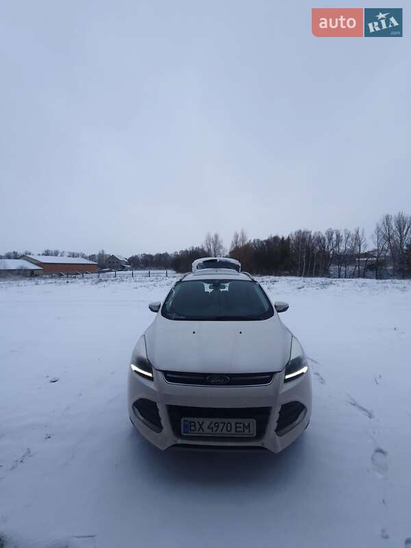 Внедорожник / Кроссовер Ford Escape 2013 в Староконстантинове