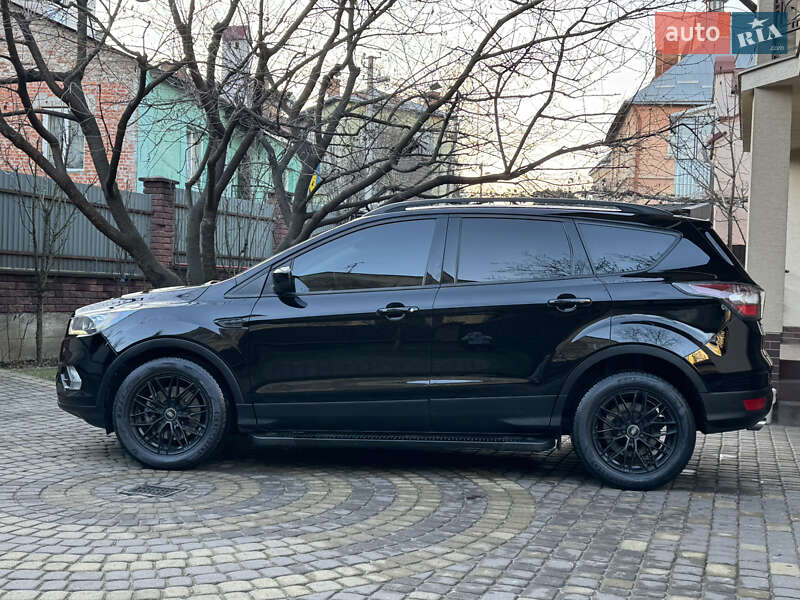 Внедорожник / Кроссовер Ford Escape 2016 в Львове