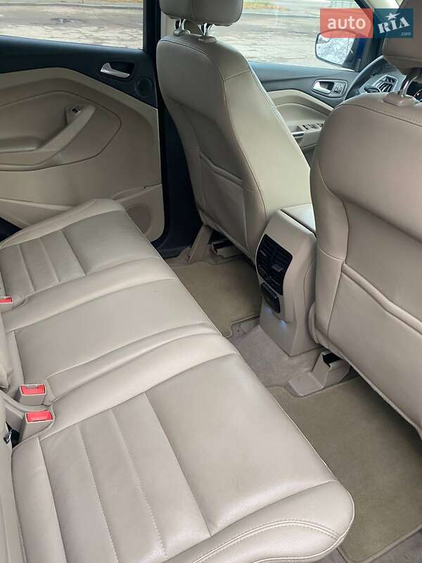 Внедорожник / Кроссовер Ford Escape 2013 в Остроге фото 5 Внедорожник / Кроссовер Ford Escape 2013 в Остроге