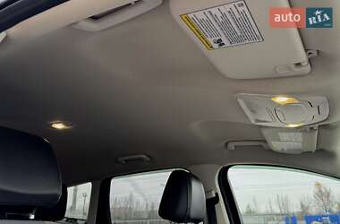 Внедорожник / Кроссовер Ford Escape 2016 в 