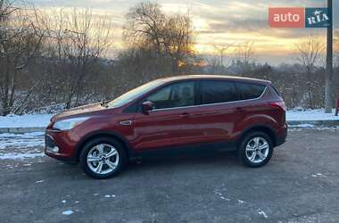 Внедорожник / Кроссовер Ford Escape 2016 в Дубно