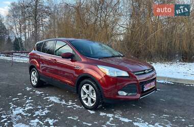 Внедорожник / Кроссовер Ford Escape 2016 в Дубно