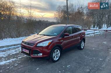 Внедорожник / Кроссовер Ford Escape 2016 в Дубно