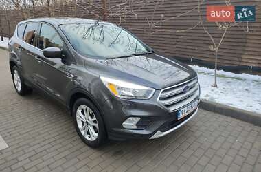 Внедорожник / Кроссовер Ford Escape 2017 в Киеве