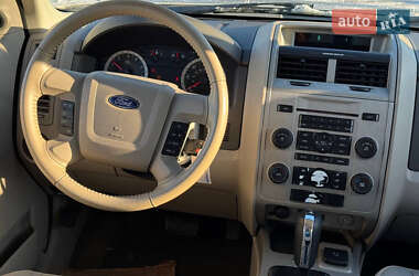 Позашляховик / Кросовер Ford Escape 2010 в Львові