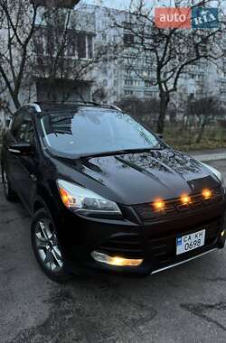 Внедорожник / Кроссовер Ford Escape 2015 в 