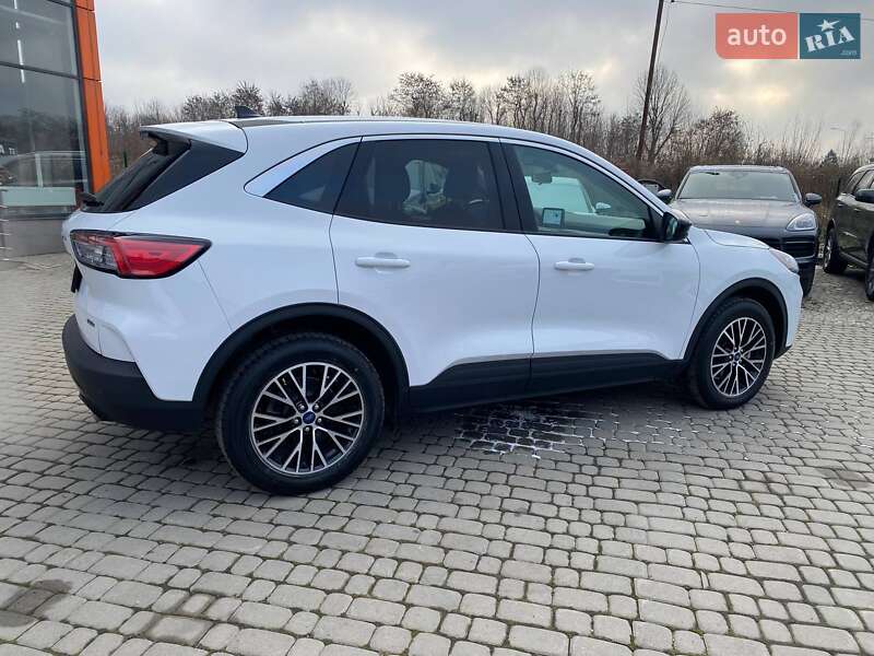 Внедорожник / Кроссовер Ford Escape 2022 в Львове