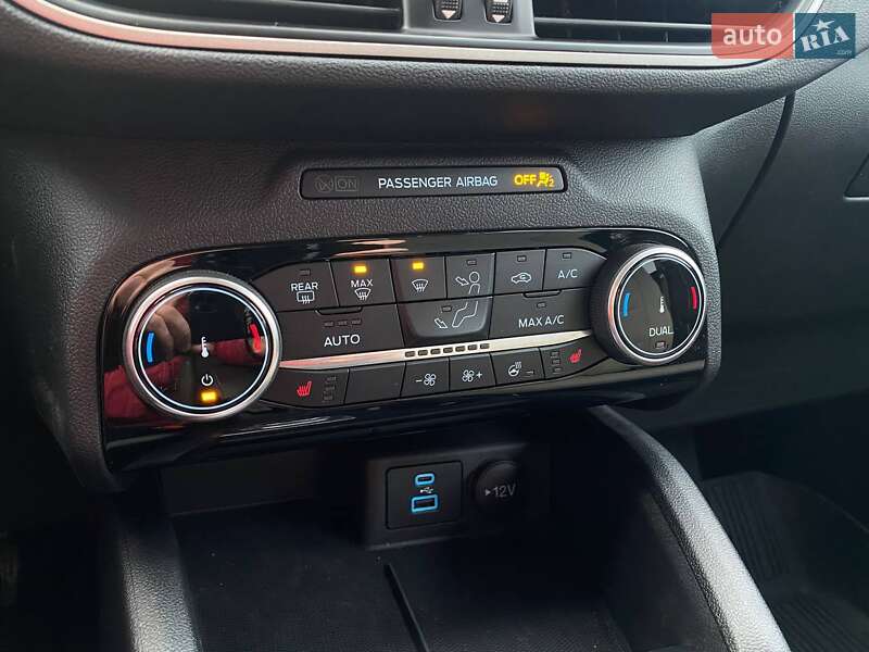 Внедорожник / Кроссовер Ford Escape 2022 в Львове
