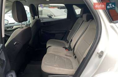 Внедорожник / Кроссовер Ford Escape 2022 в 