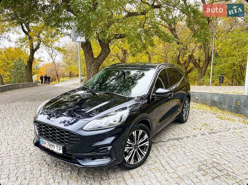 Внедорожник / Кроссовер Ford Escape 2021 в Одессе