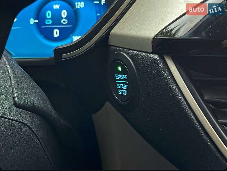 Внедорожник / Кроссовер Ford Escape 2021 в Одессе