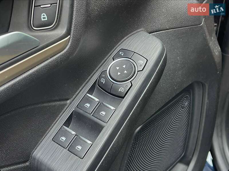Внедорожник / Кроссовер Ford Escape 2021 в Одессе