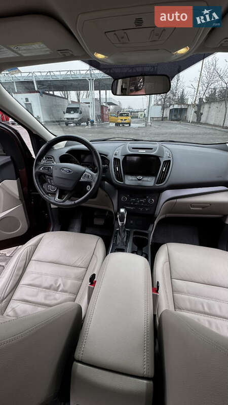 Внедорожник / Кроссовер Ford Escape 2017 в Виннице