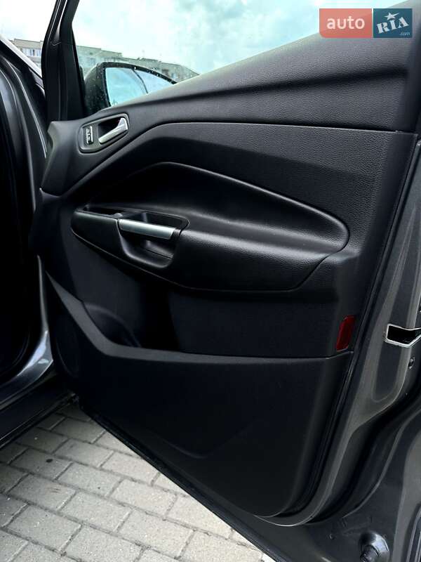 Внедорожник / Кроссовер Ford Escape 2014 в Турке фото 20 Внедорожник / Кроссовер Ford Escape 2014 в Турке