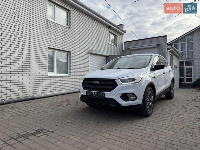 Позашляховик / Кросовер Ford Escape 2019 в Вінниці