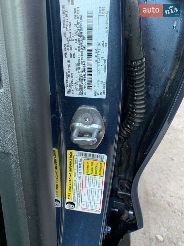 Позашляховик / Кросовер Ford Escape 2020 в Запоріжжі