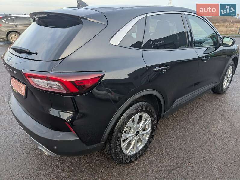 Позашляховик / Кросовер Ford Escape 2023 в Здолбуніві