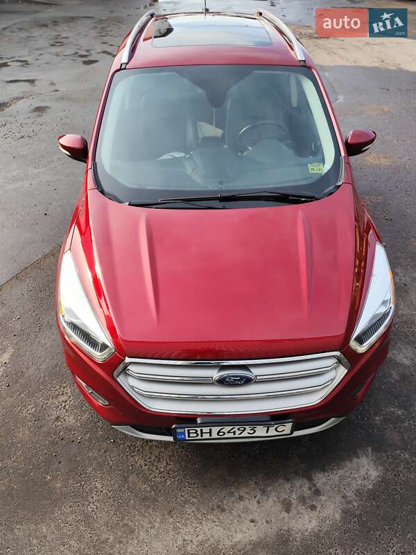 Внедорожник / Кроссовер Ford Escape 2016 в Одессе