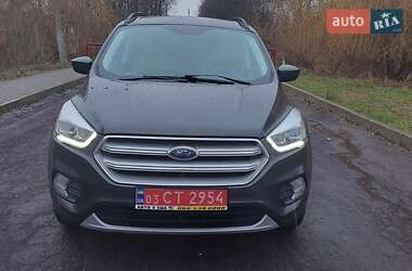 Внедорожник / Кроссовер Ford Escape 2018 в Дубно