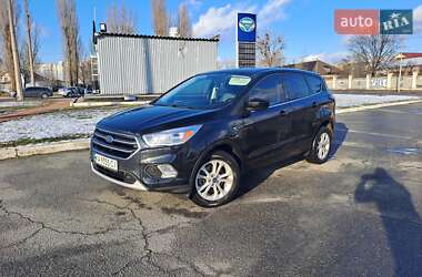 Внедорожник / Кроссовер Ford Escape 2016 в Киеве