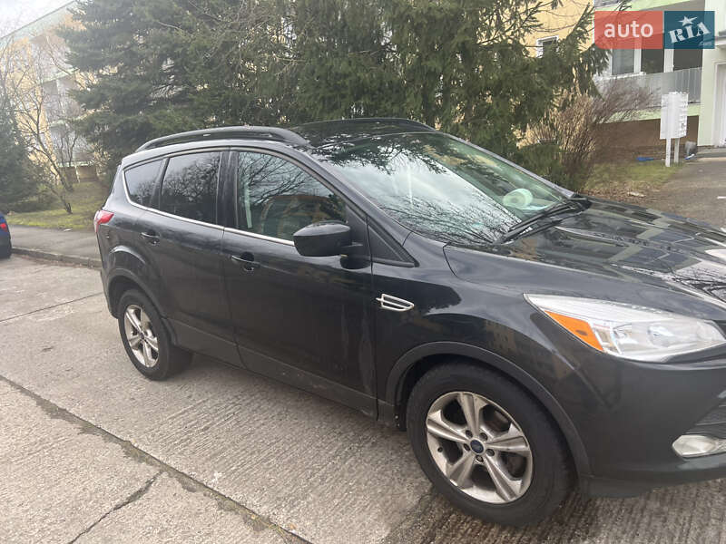 Внедорожник / Кроссовер Ford Escape 2013 в Харькове