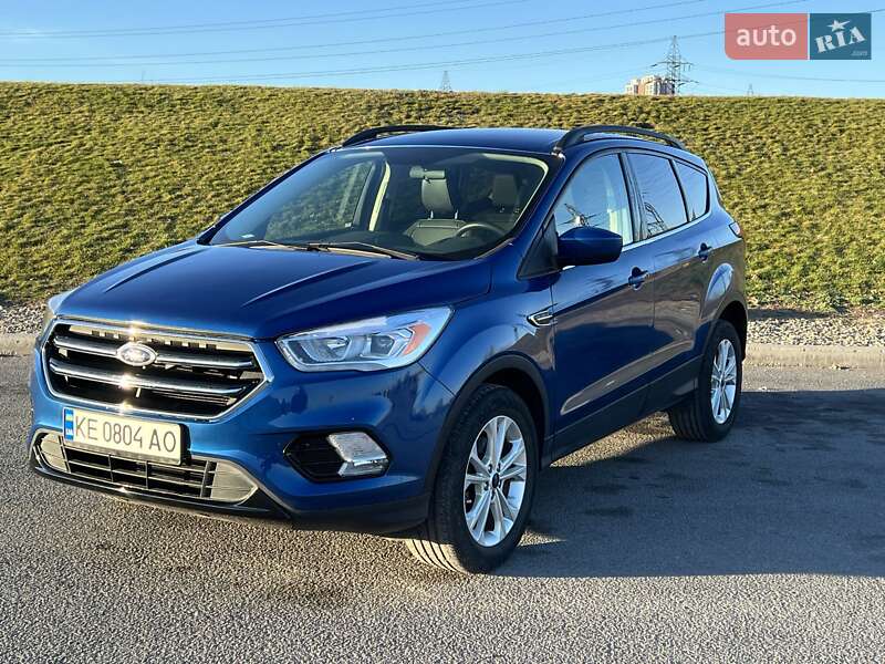 Внедорожник / Кроссовер Ford Escape 2018 в Днепре