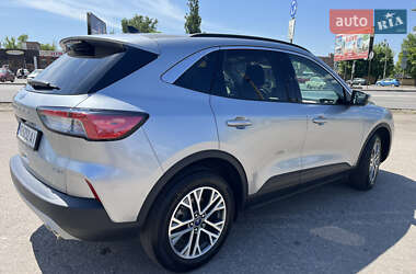 Внедорожник / Кроссовер Ford Escape 2022 в 