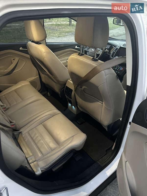 Внедорожник / Кроссовер Ford Escape 2016 в Киеве