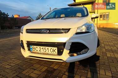 Внедорожник / Кроссовер Ford Escape 2016 в 