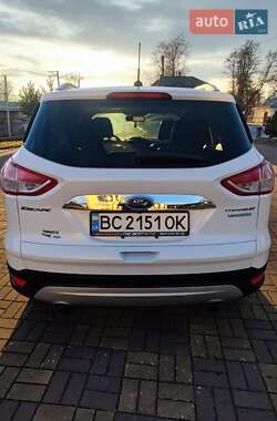 Внедорожник / Кроссовер Ford Escape 2016 в 