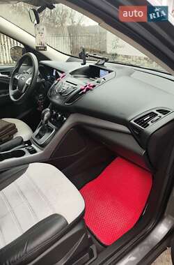 Внедорожник / Кроссовер Ford Escape 2013 в Кременце