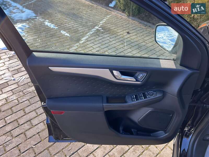 Позашляховик / Кросовер Ford Escape 2020 в Львові
