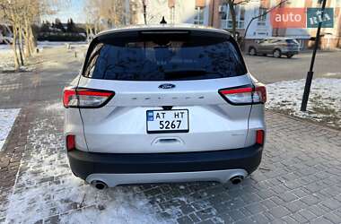 Внедорожник / Кроссовер Ford Escape 2019 в Ивано-Франковске