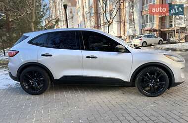 Внедорожник / Кроссовер Ford Escape 2019 в Ивано-Франковске