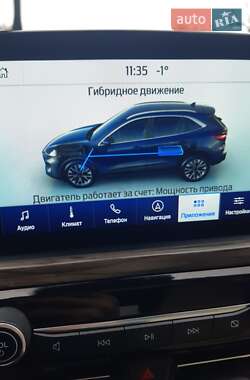 Внедорожник / Кроссовер Ford Escape 2020 в 