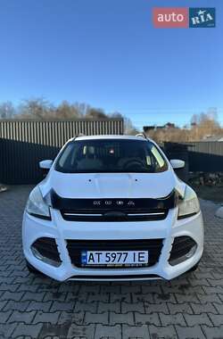 Внедорожник / Кроссовер Ford Escape 2012 в 