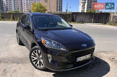 Позашляховик / Кросовер Ford Escape 2020 в Рівному