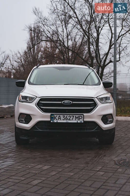 Ford Escape 2017