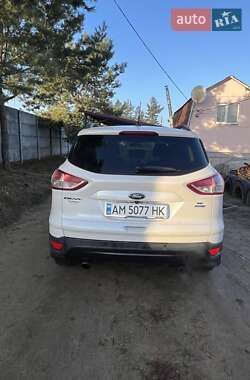 Внедорожник / Кроссовер Ford Escape 2013 в Иршанске