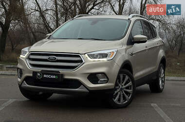 Внедорожник / Кроссовер Ford Escape 2017 в Киеве