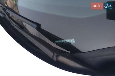 Позашляховик / Кросовер Ford Escape 2013 в 
