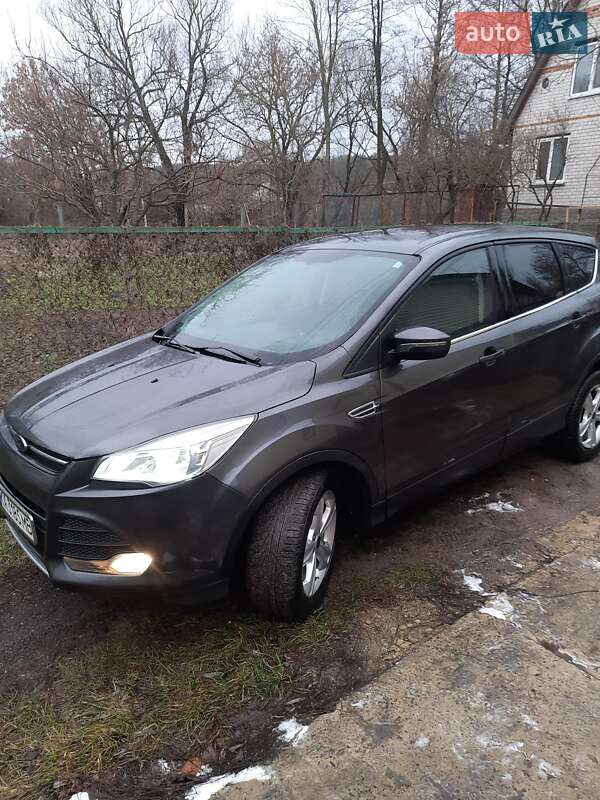 Внедорожник / Кроссовер Ford Escape 2014 в Чернигове
