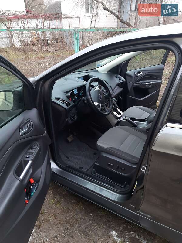 Внедорожник / Кроссовер Ford Escape 2014 в Чернигове