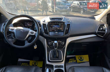 Внедорожник / Кроссовер Ford Escape 2012 в Стрые