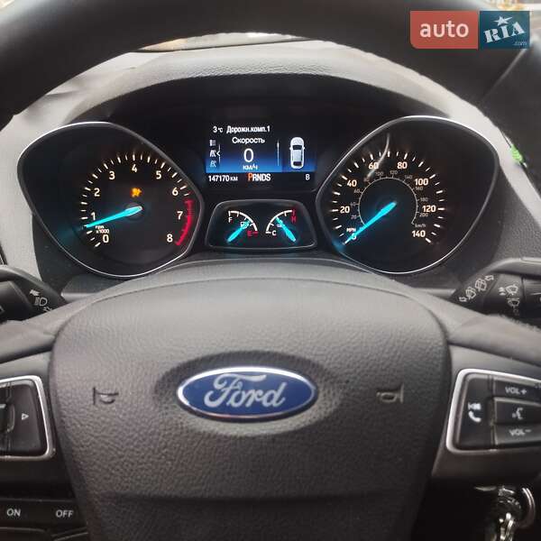 Внедорожник / Кроссовер Ford Escape 2016 в Ивано-Франковске