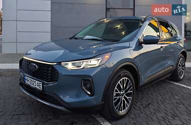 Внедорожник / Кроссовер Ford Escape 2023 в 